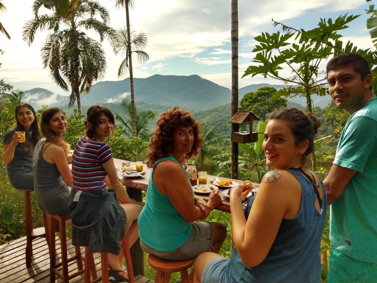 Eco Hostel Organic Life ตรินดาเจอ ภายนอก รูปภาพ